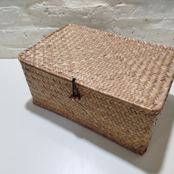 CESTA CON TAPA RECTANGULR 32X22X15