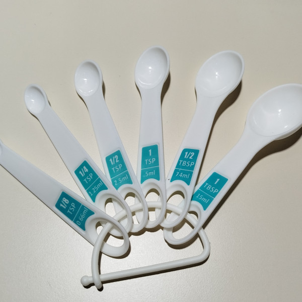 CUCHARAS MEDIDORAS CHICAS SET X 6 MEDIDAS