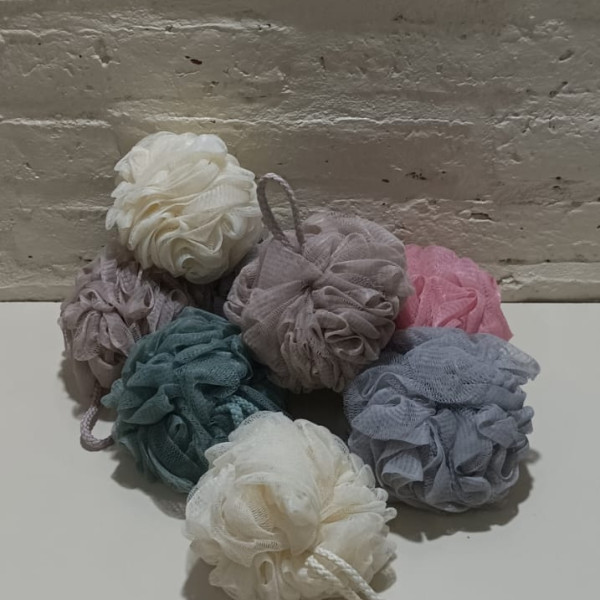 ESPONJA BA&Ntilde;O COLORES SURTIDOS 50GR