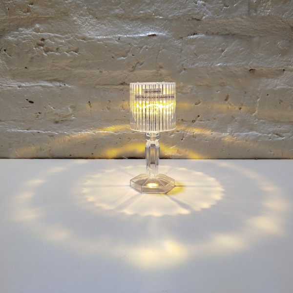 LUZ A PILA VELADOR GRANDE 5X12CM
