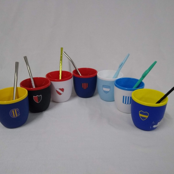 MATE FUTBOL PLASTICO