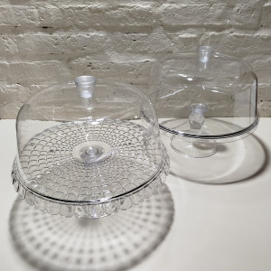 posatorta acrilico con pie y campana onditas 28cm