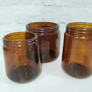 pote u 2500 con tapa presion 130 caramelo
