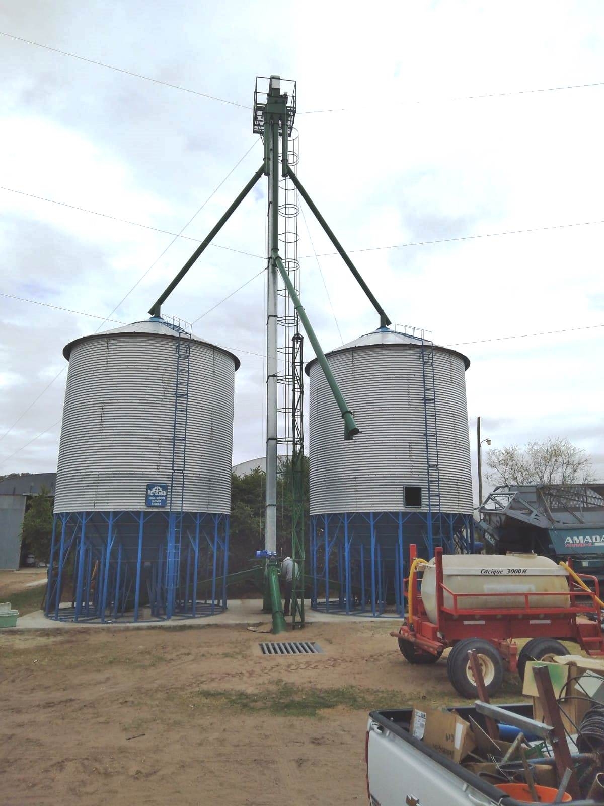 MECANIZACION PARA SILOS EXISTENTES, Ingeniero Fabricio Charía | Calculo de estructuras #D, naves y silos, venado tuerto
