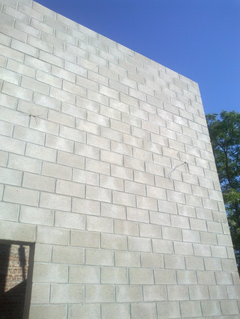 VIVIENDA UNIFAMILIAR, LJUBICH - POLIOTTO ARQUITECTOS, venado tuerto