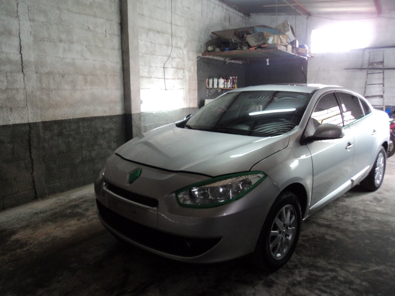 RENAULT FLUENCE ABRILLANTADO, CAR DETAILED, venado tuerto