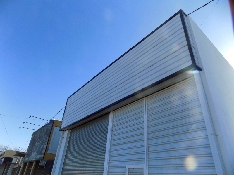 SALON COMERCIAL GONZALO CALATAYUD, Car Corts Metalurgica, venado tuerto